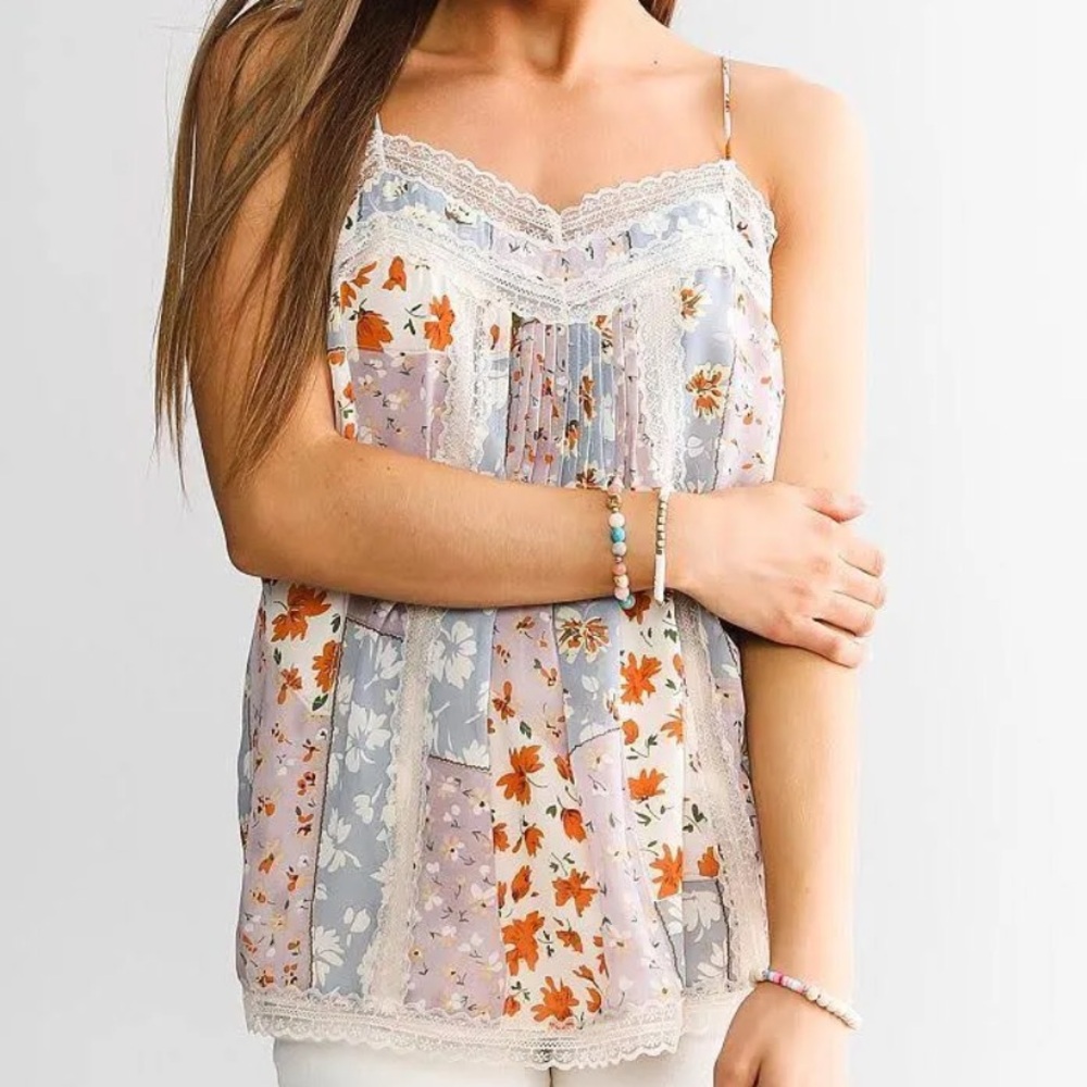 NWT Miss Me Buckle Mixed Pattern Lace Trim Women's blouse tank top - Picture 2 of 9